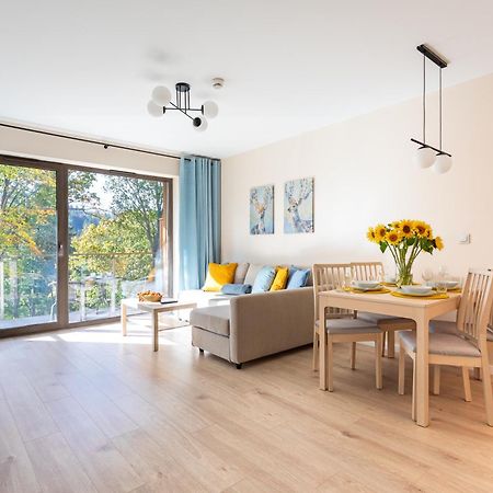 Stone Hill C38 Apart Invest- Z Dostepem Do Basenu, Sauny 斯克拉斯卡波伦巴 外观 照片